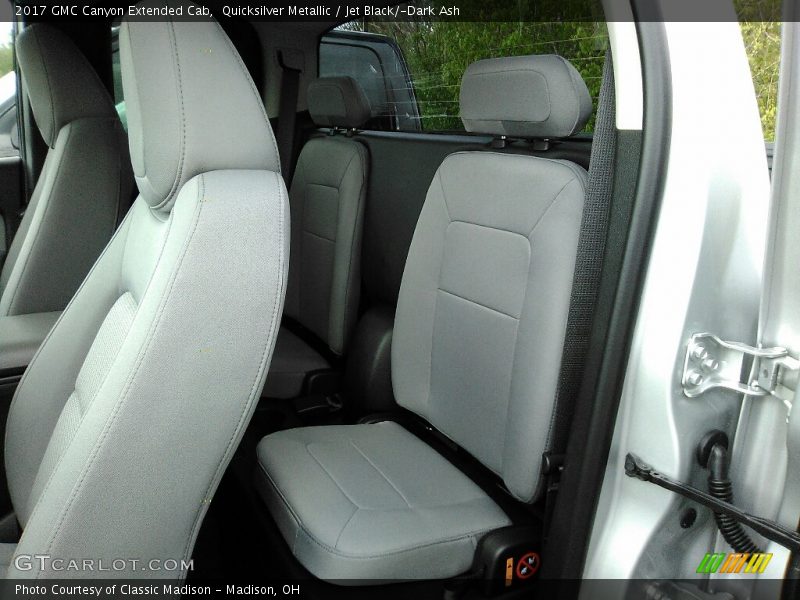 Quicksilver Metallic / Jet Black/­Dark Ash 2017 GMC Canyon Extended Cab