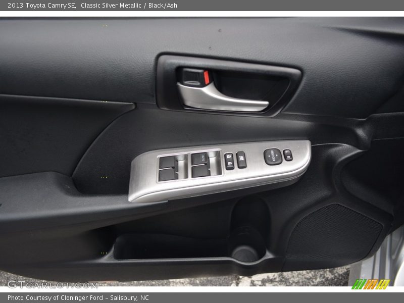 Classic Silver Metallic / Black/Ash 2013 Toyota Camry SE