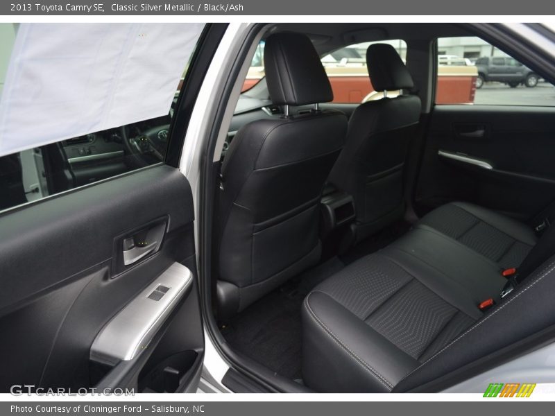 Classic Silver Metallic / Black/Ash 2013 Toyota Camry SE