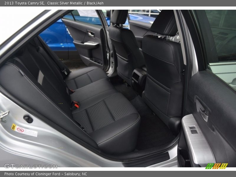 Classic Silver Metallic / Black/Ash 2013 Toyota Camry SE