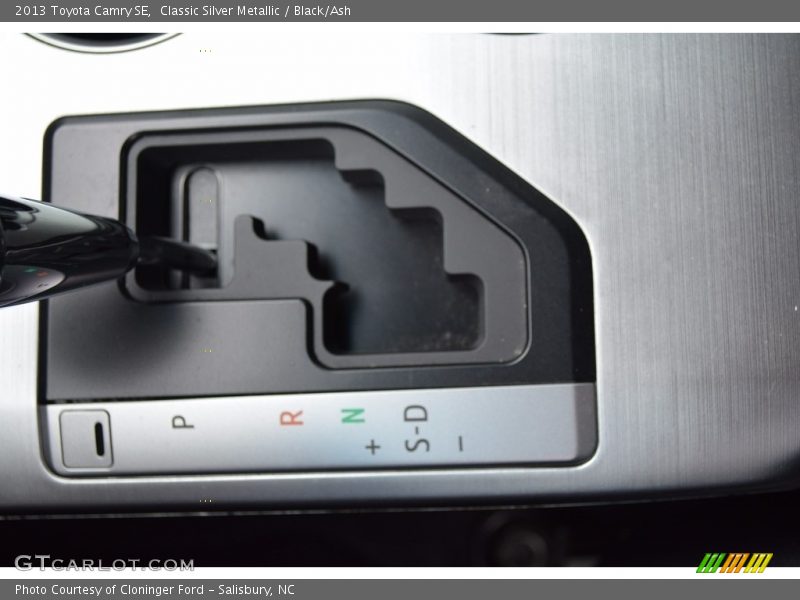 Classic Silver Metallic / Black/Ash 2013 Toyota Camry SE