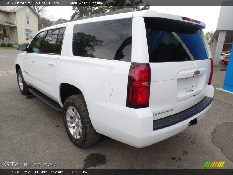 Summit White / Jet Black 2017 Chevrolet Suburban LS 4WD