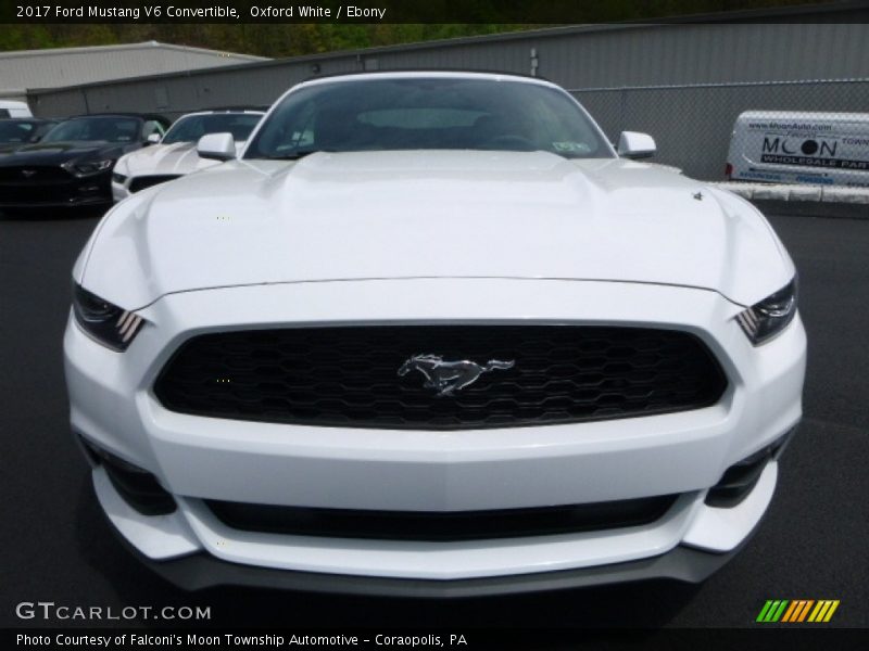 Oxford White / Ebony 2017 Ford Mustang V6 Convertible