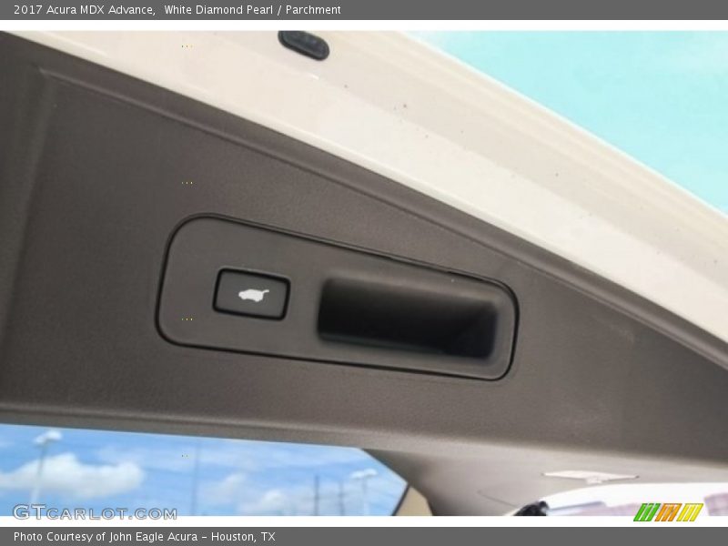 White Diamond Pearl / Parchment 2017 Acura MDX Advance