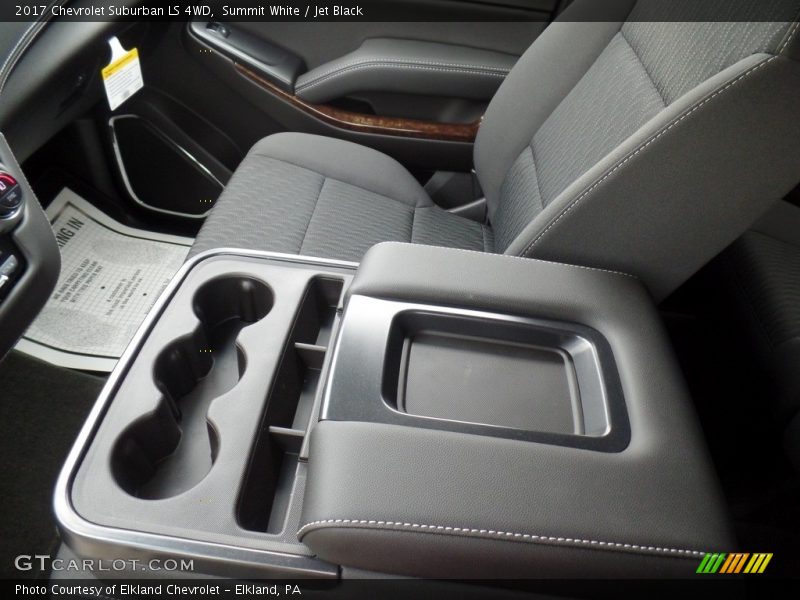 Summit White / Jet Black 2017 Chevrolet Suburban LS 4WD