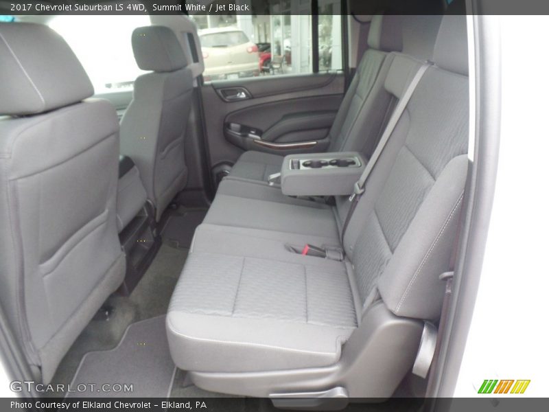 Summit White / Jet Black 2017 Chevrolet Suburban LS 4WD