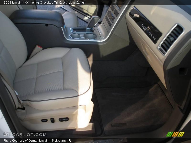 White Chocolate Tri Coat / Light Camel 2008 Lincoln MKX