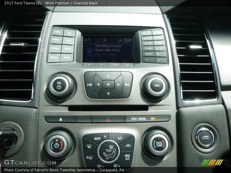 White Platinum / Charcoal Black 2017 Ford Taurus SEL