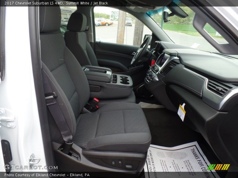 Summit White / Jet Black 2017 Chevrolet Suburban LS 4WD