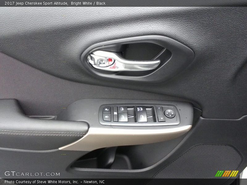 Bright White / Black 2017 Jeep Cherokee Sport Altitude