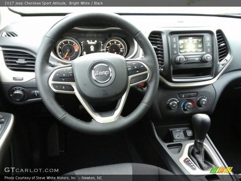 Bright White / Black 2017 Jeep Cherokee Sport Altitude