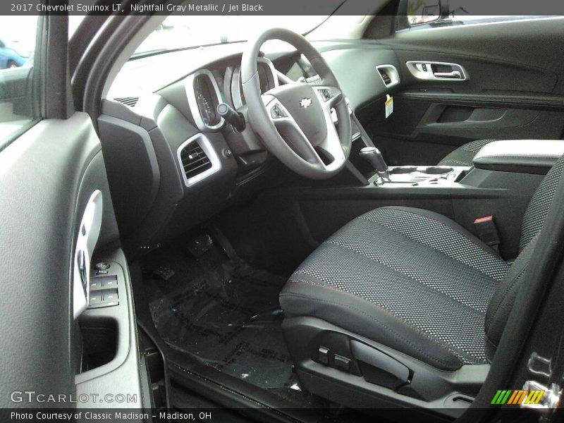 Nightfall Gray Metallic / Jet Black 2017 Chevrolet Equinox LT