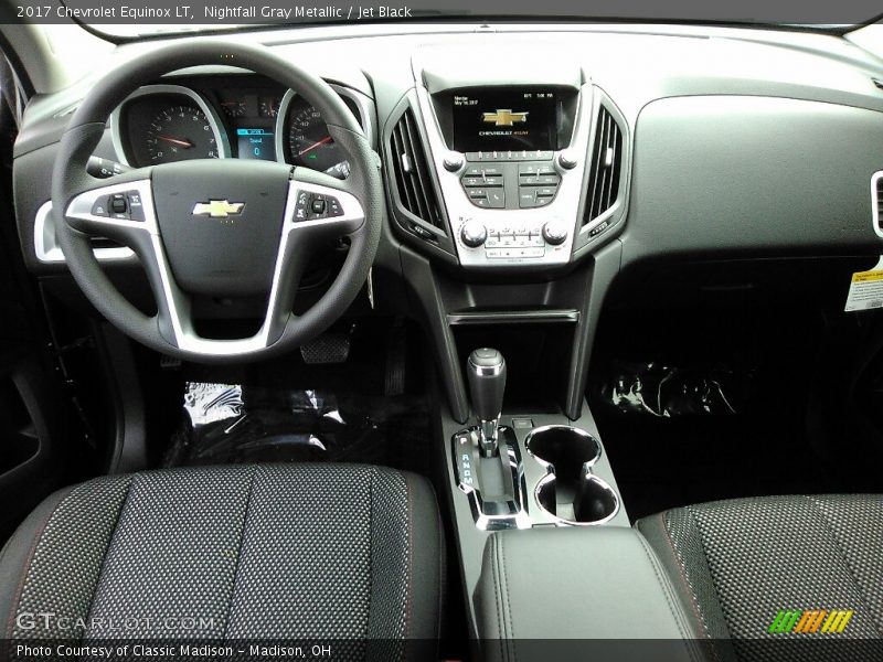 Nightfall Gray Metallic / Jet Black 2017 Chevrolet Equinox LT