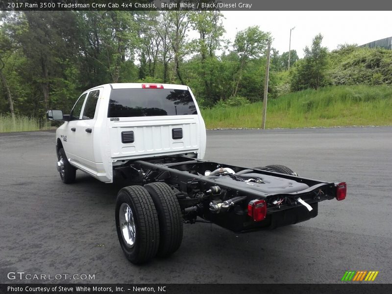 Bright White / Black/Diesel Gray 2017 Ram 3500 Tradesman Crew Cab 4x4 Chassis