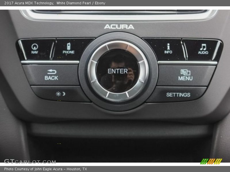 White Diamond Pearl / Ebony 2017 Acura MDX Technology