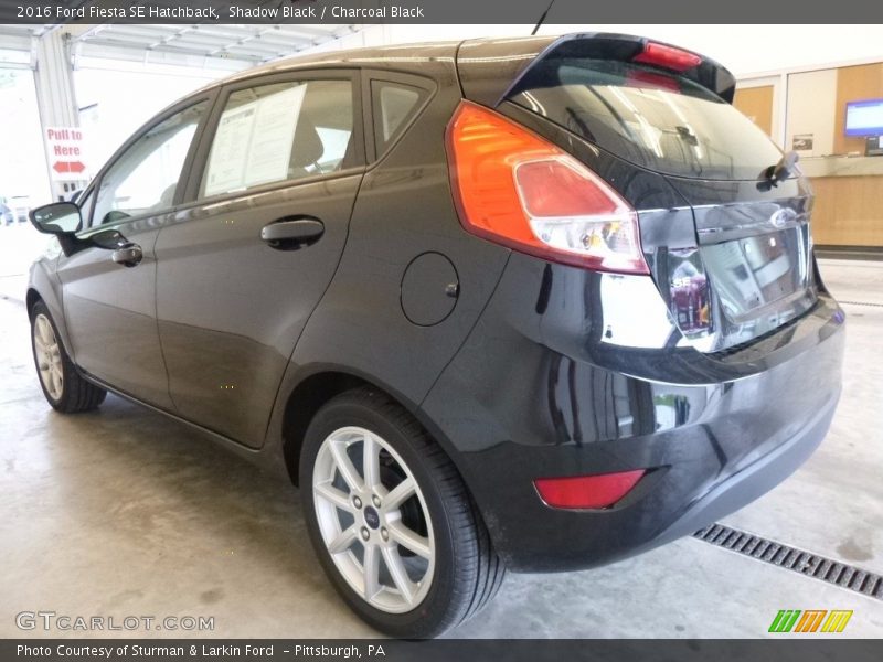 Shadow Black / Charcoal Black 2016 Ford Fiesta SE Hatchback