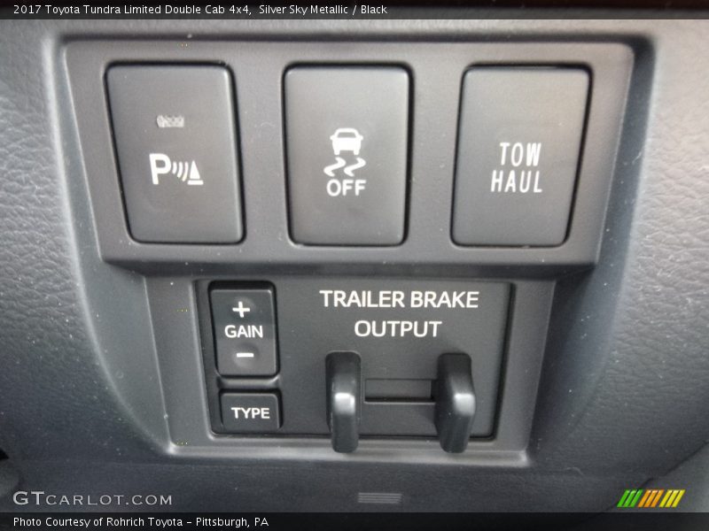 Silver Sky Metallic / Black 2017 Toyota Tundra Limited Double Cab 4x4