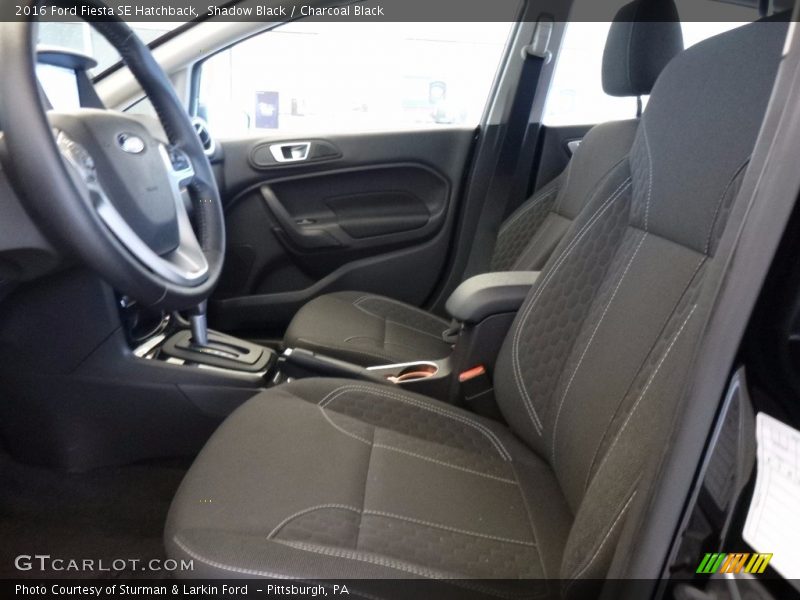 Shadow Black / Charcoal Black 2016 Ford Fiesta SE Hatchback