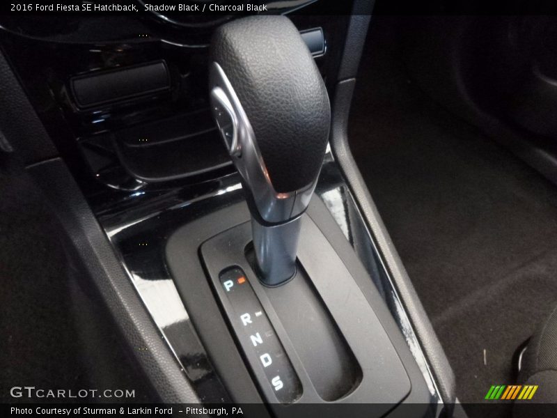 Shadow Black / Charcoal Black 2016 Ford Fiesta SE Hatchback