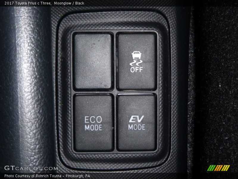 Moonglow / Black 2017 Toyota Prius c Three