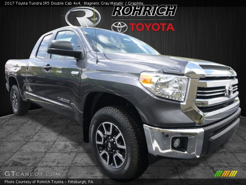 Magnetic Gray Metallic / Graphite 2017 Toyota Tundra SR5 Double Cab 4x4