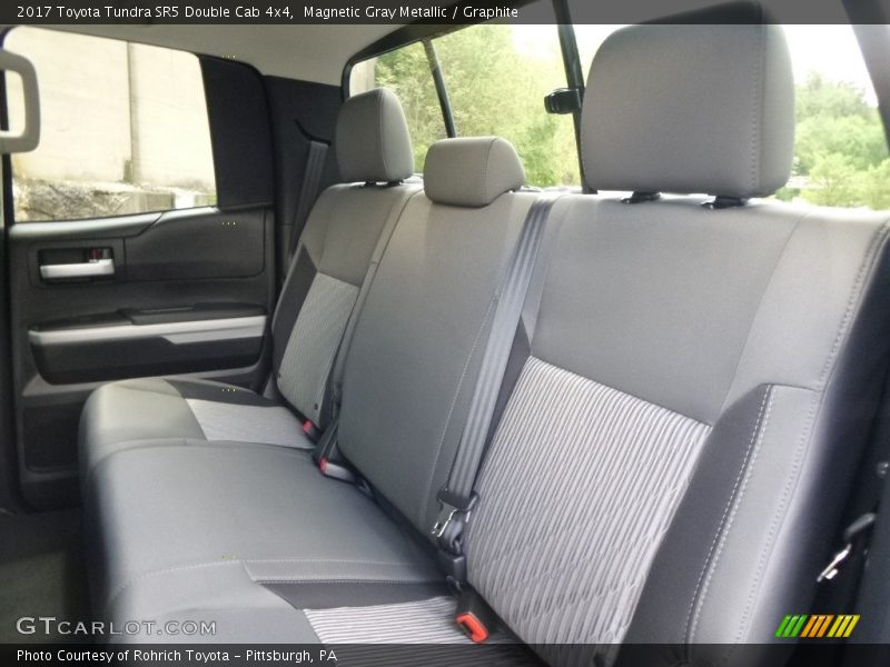 Magnetic Gray Metallic / Graphite 2017 Toyota Tundra SR5 Double Cab 4x4