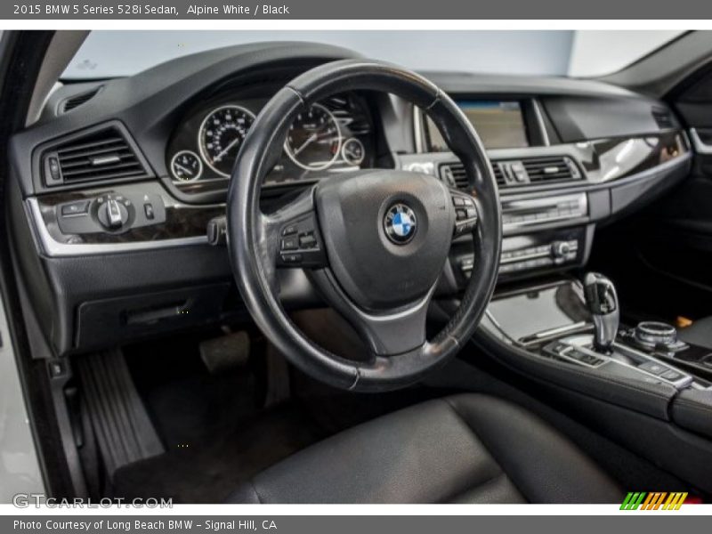 Alpine White / Black 2015 BMW 5 Series 528i Sedan