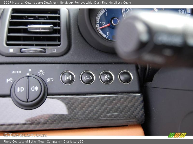 Controls of 2007 Quattroporte DuoSelect