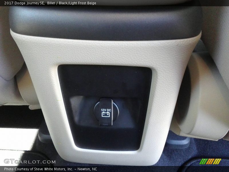 Billet / Black/Light Frost Beige 2017 Dodge Journey SE