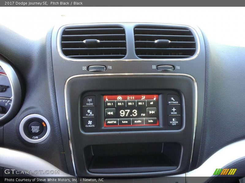 Pitch Black / Black 2017 Dodge Journey SE