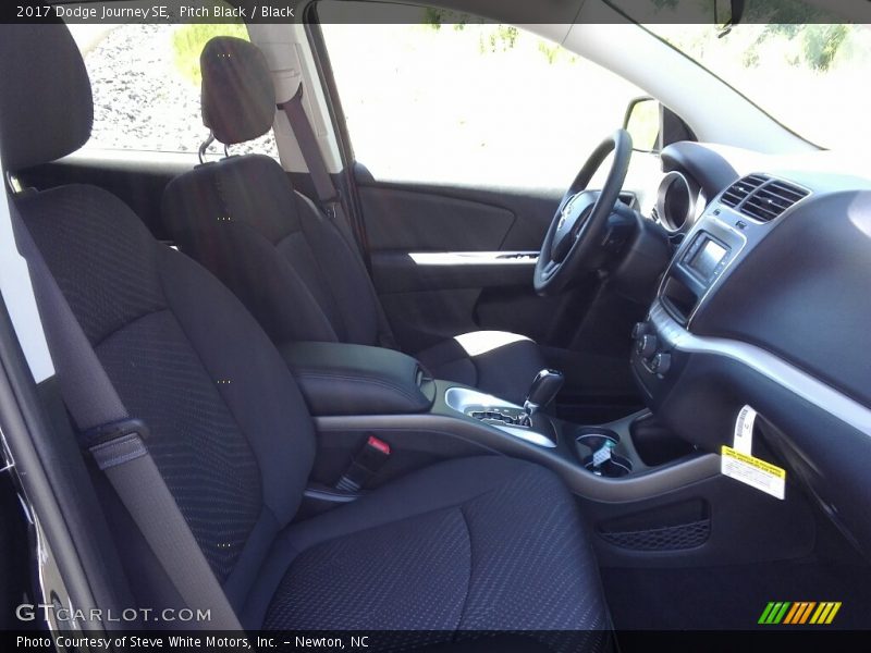 Pitch Black / Black 2017 Dodge Journey SE