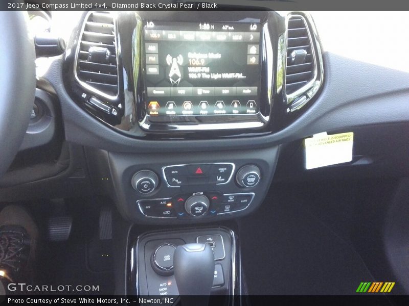 Diamond Black Crystal Pearl / Black 2017 Jeep Compass Limited 4x4