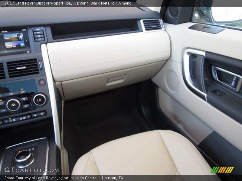 Santorini Black Metallic / Almond 2017 Land Rover Discovery Sport HSE