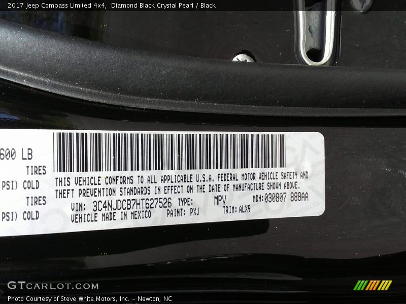 Diamond Black Crystal Pearl / Black 2017 Jeep Compass Limited 4x4