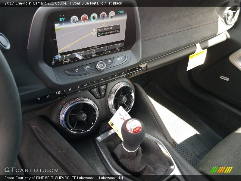 Controls of 2017 Camaro ZL1 Coupe