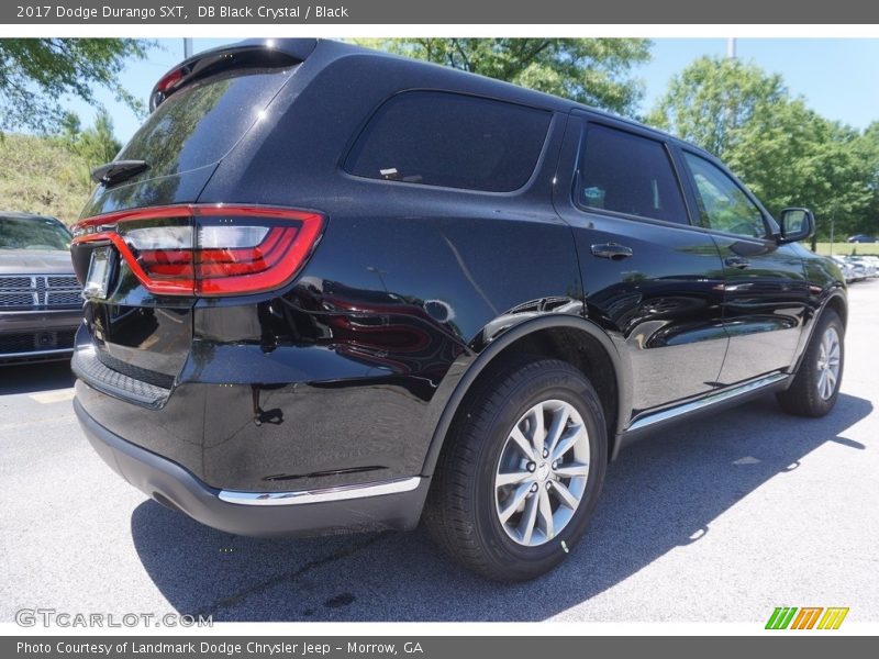 DB Black Crystal / Black 2017 Dodge Durango SXT