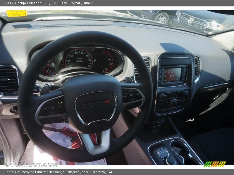 DB Black Crystal / Black 2017 Dodge Durango SXT