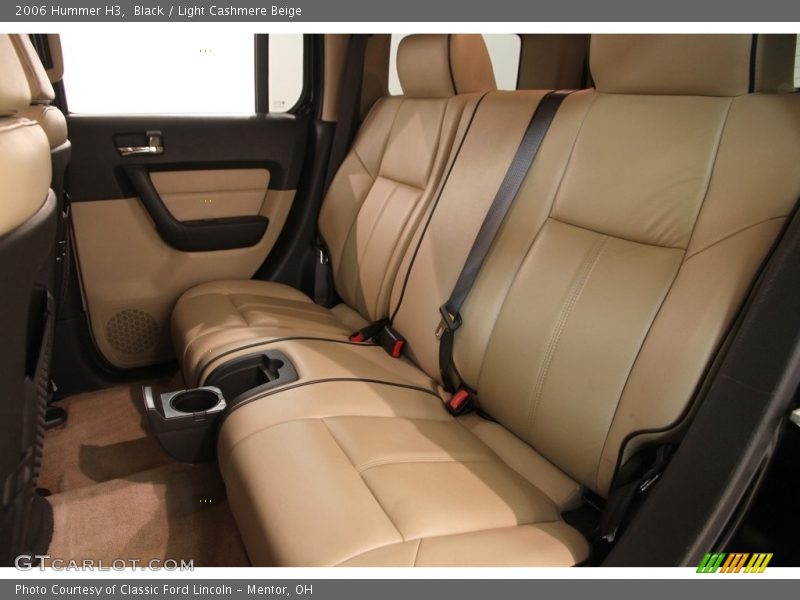 Black / Light Cashmere Beige 2006 Hummer H3