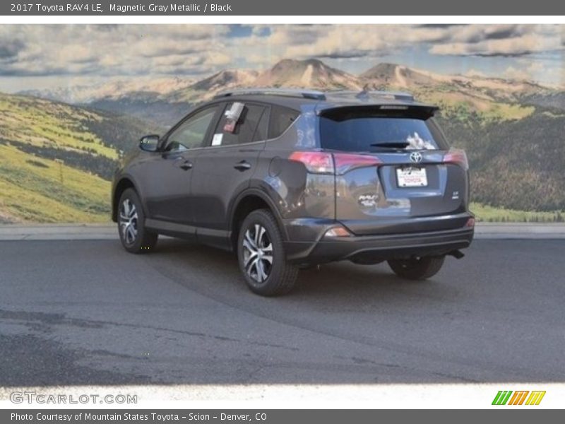 Magnetic Gray Metallic / Black 2017 Toyota RAV4 LE