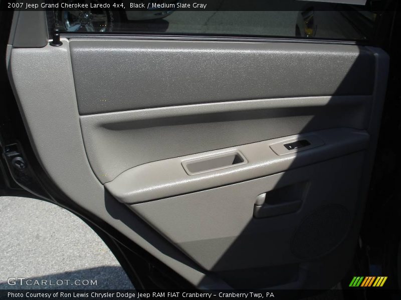 Black / Medium Slate Gray 2007 Jeep Grand Cherokee Laredo 4x4