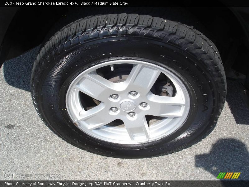 Black / Medium Slate Gray 2007 Jeep Grand Cherokee Laredo 4x4