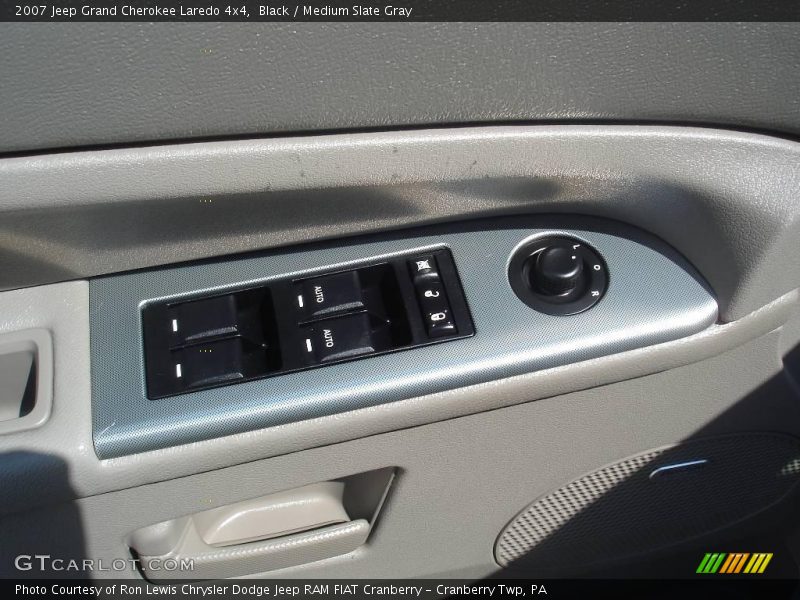 Black / Medium Slate Gray 2007 Jeep Grand Cherokee Laredo 4x4