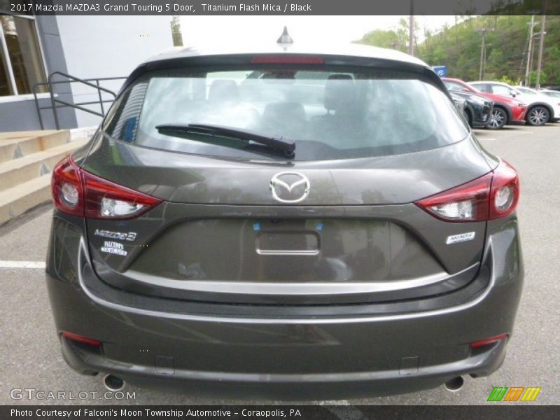 Titanium Flash Mica / Black 2017 Mazda MAZDA3 Grand Touring 5 Door