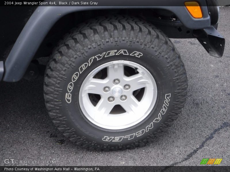 Black / Dark Slate Gray 2004 Jeep Wrangler Sport 4x4