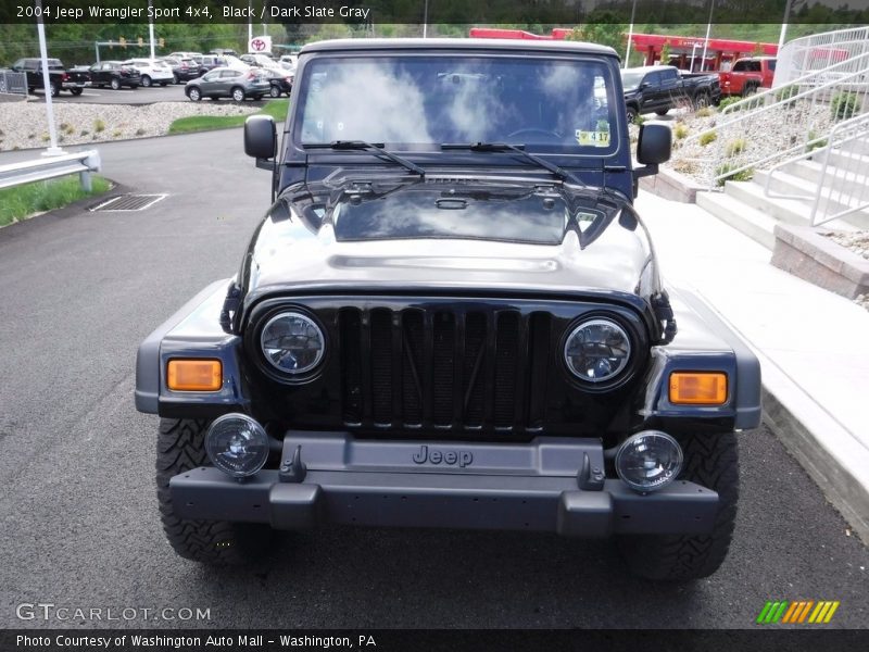 Black / Dark Slate Gray 2004 Jeep Wrangler Sport 4x4