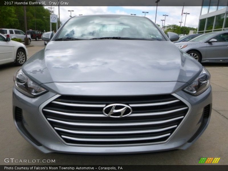 Gray / Gray 2017 Hyundai Elantra SE