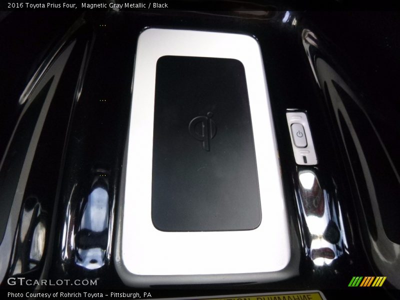Magnetic Gray Metallic / Black 2016 Toyota Prius Four