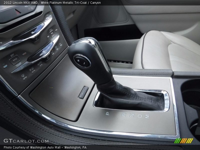 White Platinum Metallic Tri-Coat / Canyon 2012 Lincoln MKX AWD