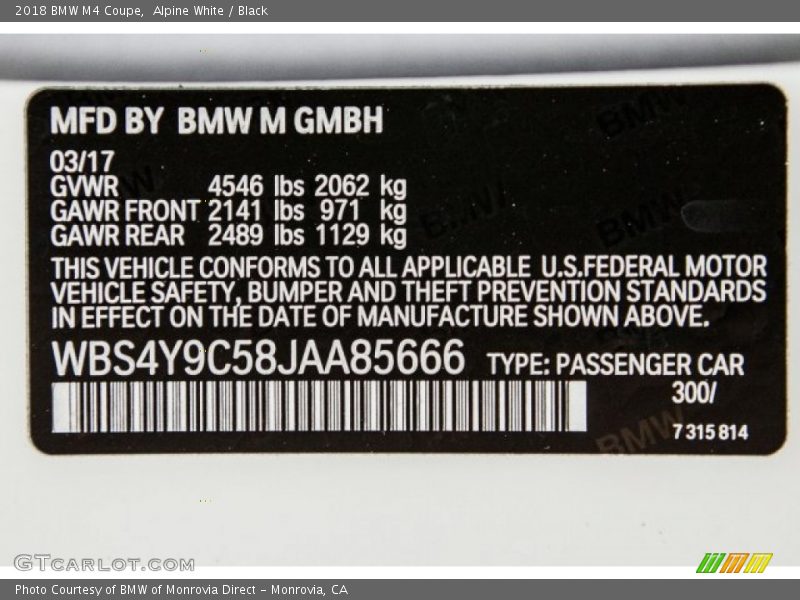 Alpine White / Black 2018 BMW M4 Coupe