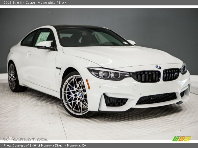 Front 3/4 View of 2018 M4 Coupe